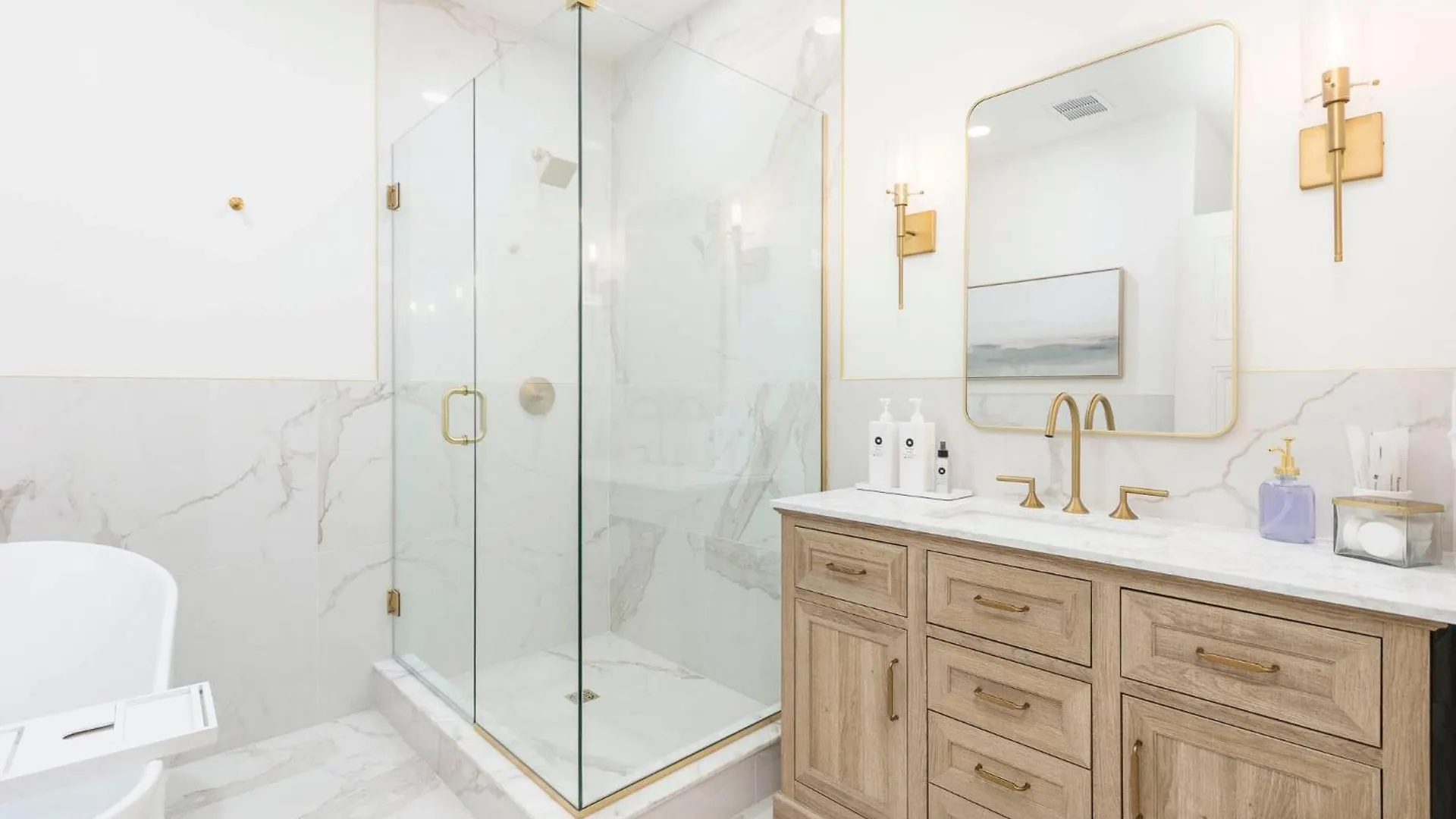 Decadent Cityscape Retreat Louisville Apartman